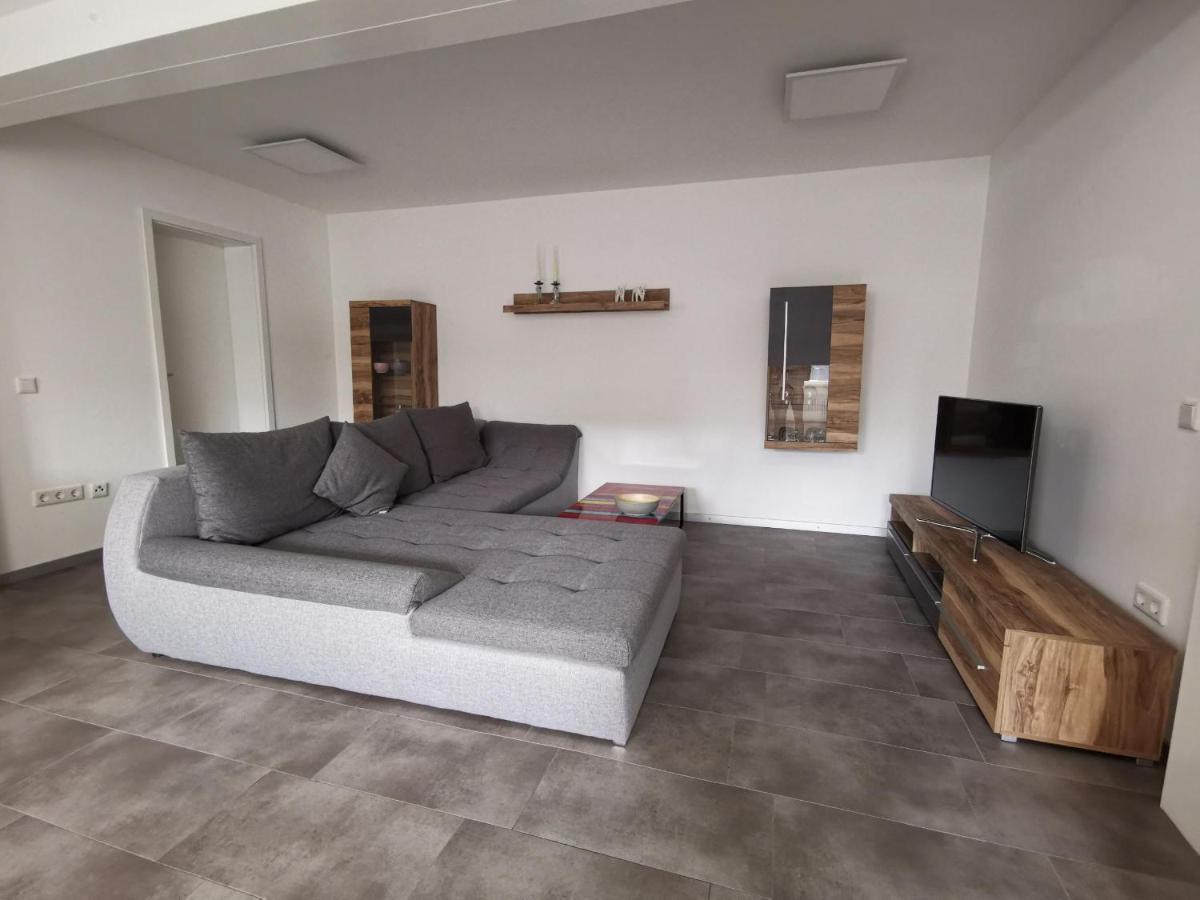 Moderne Wohnung Mit Terrasse Und Eigenem Zugang. Remscheid Buitenkant foto